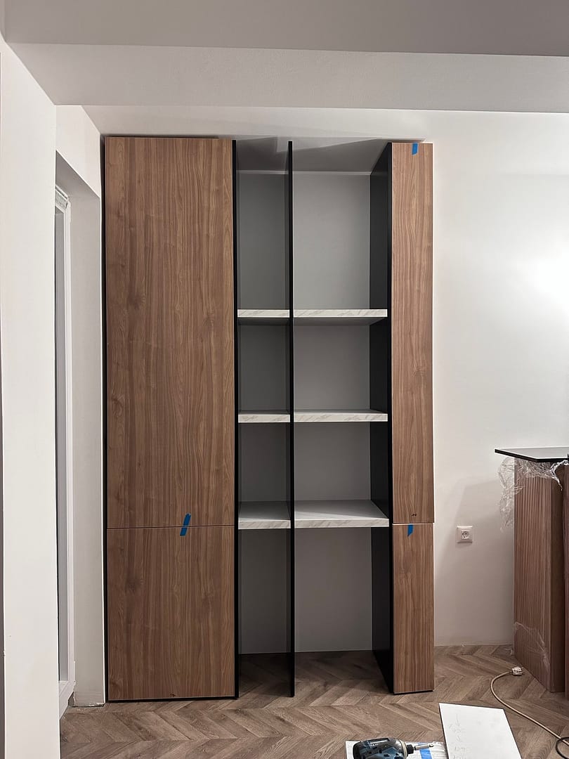 wardrobe turnkey